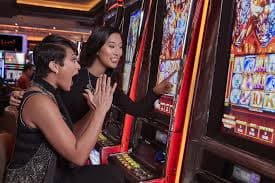dominobet88 live Togel Draw studio with transparent ball mechanism and dealer booth